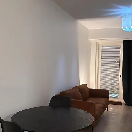 Suitable For Everyone 50m Apartmán